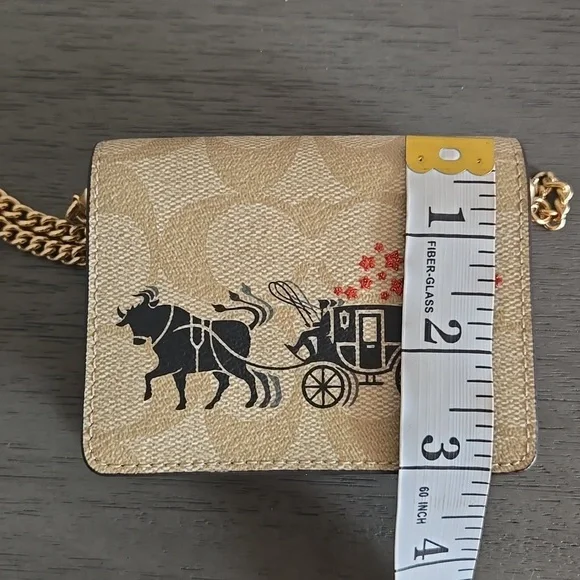 Coach Mini Beige Crossbody Bag with Gold Chain - Picture 9 of 10